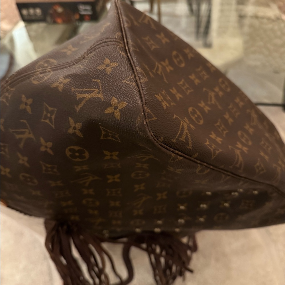 Louis Vuitton Brown Tote with Fringe and Scarf - Picture 16 of 16